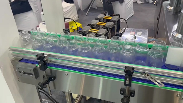 Ligne de conditionnement et de comptage automatiques de bonbons gélatines
